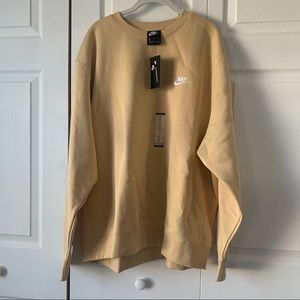 BRAND NEW Nike Crewneck!